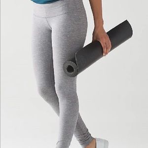 Lululemon leggings!